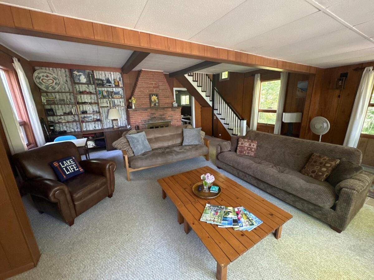 Emerald Cove Cottage-3 Bd, 2 Ba-Sleeps 10 Newaygo Exterior foto