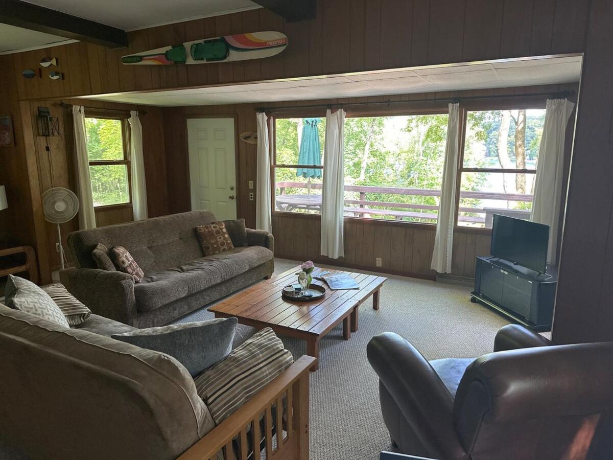 Emerald Cove Cottage-3 Bd, 2 Ba-Sleeps 10 Newaygo Exterior foto